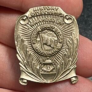 History Citizenship Awarded Monroe Co. American Legion Auxiliary 1" Vtg Pin